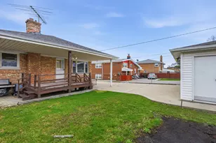 8736 N Ozark Ave, Niles, IL 60714 - Photo 16