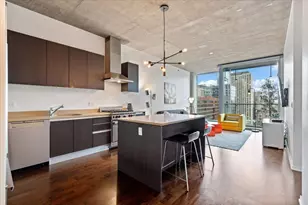 [Address not provided], Chicago, IL 60611 - Photo 2