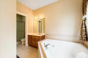 4705 Stonebridge Dr, Champaign, IL 61822 - Photo 24