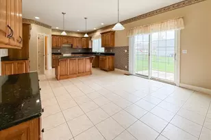 4705 Stonebridge Dr, Champaign, IL 61822 - Photo 28