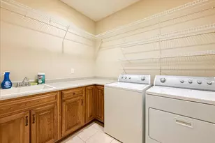 4705 Stonebridge Dr, Champaign, IL 61822 - Photo 20