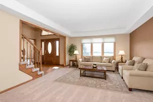 10924 Beth Dr, Orland Park, IL 60467 - Photo 4