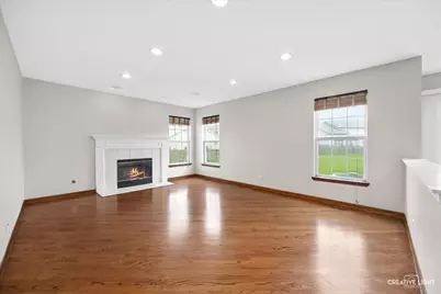 2219 Beaumont Court, Aurora, IL 60502 - Photo 8