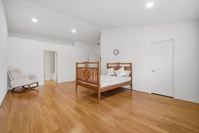 564 Harvey Lake Drive, Vernon Hills, IL 60061 - Photo 18