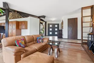 380 W Center Rd, Palatine, IL 60074 - Photo 14