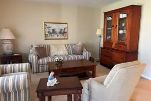 1621 Portsmouth Ln, Schaumburg, IL 60194 - Photo 4