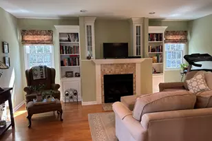 1621 Portsmouth Ln, Schaumburg, IL 60194 - Photo 10