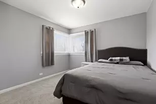 1807 Glenwood Ave, Joliet, IL 60435 - Photo 8