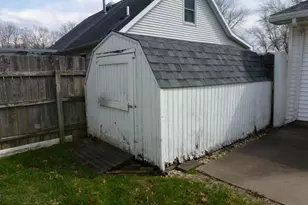 3 Deerefield Ct, Clifton, IL 61727 - Photo 24