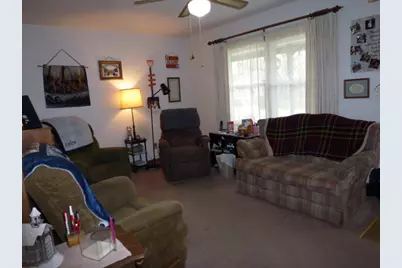 3 Deerefield Court, Clifton, IL 61727 - Photo 4