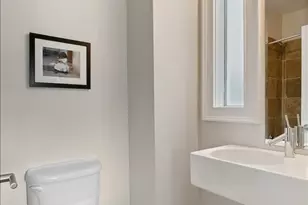 1121 W Drummond Pl, Chicago, IL 60614 - Photo 20