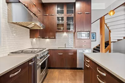 1121 W Drummond Place, Chicago, IL 60614 - Photo 10