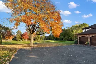 12249 S Arbor Trail, Palos Heights, IL 60463 - Photo 2