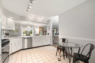 12249 S Arbor Trail, Palos Heights, IL 60463 - Photo 10