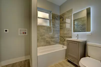 7331 S Dante Avenue #2, Chicago, IL 60619 - Photo 4