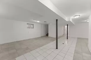 12044 S Perry Ave, Chicago, IL 60628 - Photo 24