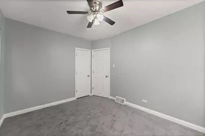 12044 S Perry Avenue, Chicago, IL 60628 - Photo 16