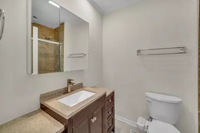 1100 Lockwood Drive, Buffalo Grove, IL 60089 - Photo 20