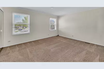 1100 Lockwood Drive, Buffalo Grove, IL 60089 - Photo 22