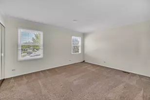 1100 Lockwood Dr, Buffalo Grove, IL 60089 - Photo 22