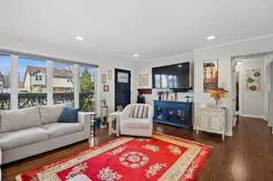 7441 Lake St, Morton Grove, IL 60053 - Photo 4