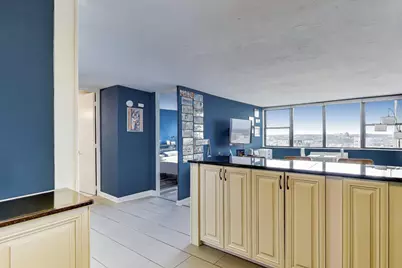 5740 N Sheridan Road #12E, Chicago, IL 60660 - Photo 14