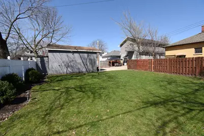 349 Blackhawk Road, Riverside, IL 60546 - Photo 28