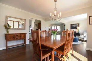 349 Blackhawk Rd, Riverside, IL 60546 - Photo 8