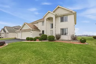 2247 S Robin Ln, Lynwood, IL 60411 - Photo 2