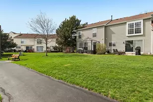 25 N Oltendorf Rd, Streamwood, IL 60107 - Photo 26