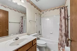 1921 Baldwin Way, Bolingbrook, IL 60490 - Photo 8