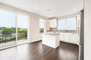 546 Green Bay Rd, Highwood, IL 60040 - Photo 4