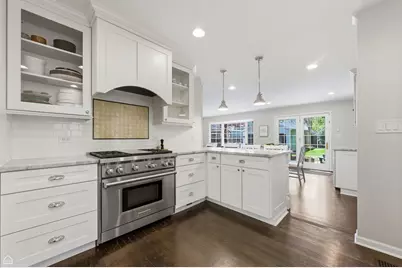 2015 Hollywood Court, Wilmette, IL 60091 - Photo 10