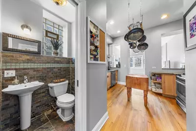 2159 W Wilson Avenue, Chicago, IL 60625 - Photo 10