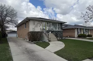 18052 Soleri Dr, Country Club Hills, IL 60478 - Photo 2