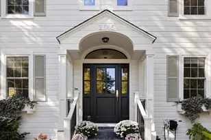 2646 Eastwood Ave, Evanston, IL 60201 - Photo 2