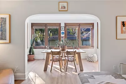 2646 Eastwood Avenue, Evanston, IL 60201 - Photo 20