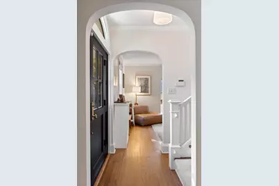 2646 Eastwood Avenue, Evanston, IL 60201 - Photo 14