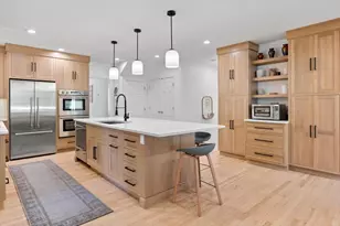2646 Eastwood Ave, Evanston, IL 60201 - Photo 6