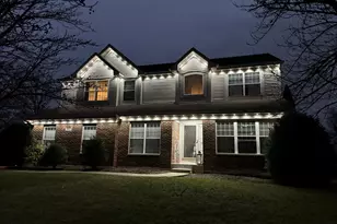 415 Kingsport Dr, Gurnee, IL 60031 - Photo 2