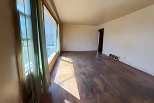 249 Eddy St, Chicago Heights, IL 60411 - Photo 2