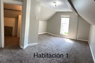 221 N Hickory St, Joliet, IL 60435 - Photo 4