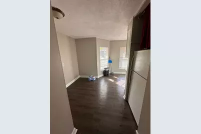 221 N Hickory Street, Joliet, IL 60435 - Photo 6