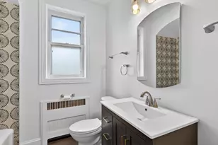 11207 S Emerald Ave, Chicago, IL 60628 - Photo 18