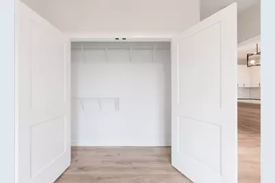 546 Green Bay Road #410, Highwood, IL 60040 - Photo 8