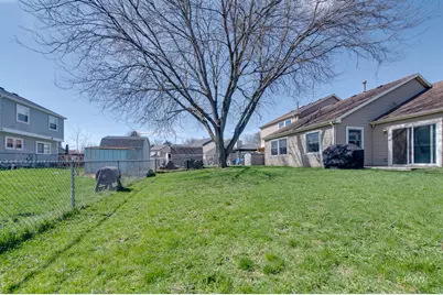 359 Chaparral Circle, Elgin, IL 60120 - Photo 22