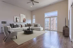 2100 Greenwood St, Evanston, IL 60201 - Photo 2