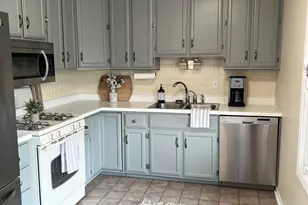 8125 W Norwood Dr, Frankfort, IL 60423 - Photo 10