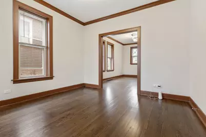 12120 S Parnell Avenue, Chicago, IL 60628 - Photo 6