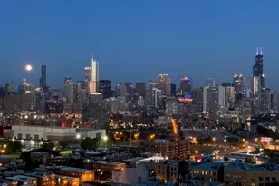 860 W Blackhawk St, Chicago, IL 60642 - Photo 32